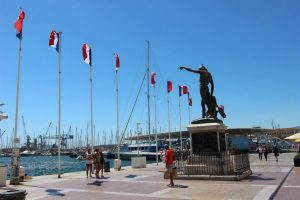Port de Toulon, statue Génie de la Navigation, camping International Giens